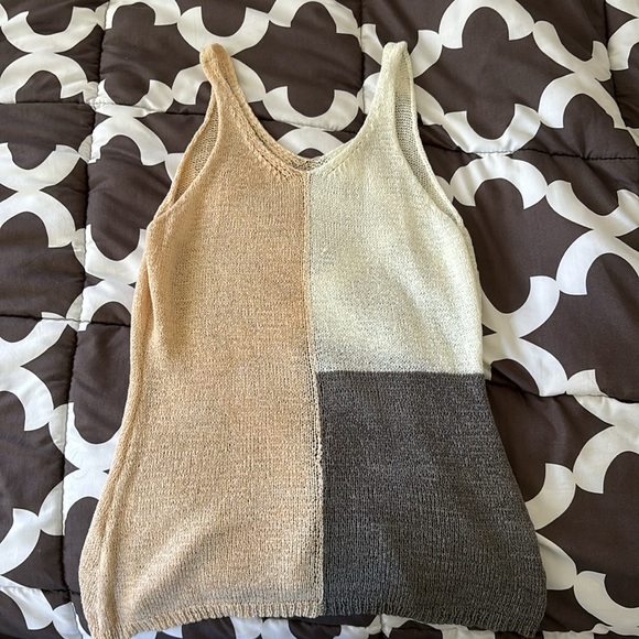 Color Block Crochet Style Tank Top NWOT Size M - Picture 3 of 7